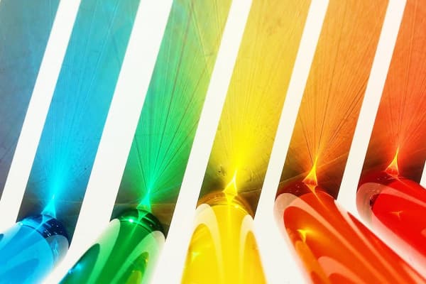 Цвет и свет глазами физика