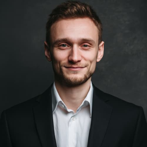 Директор по стратегии